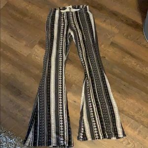 Bell bottom leggings